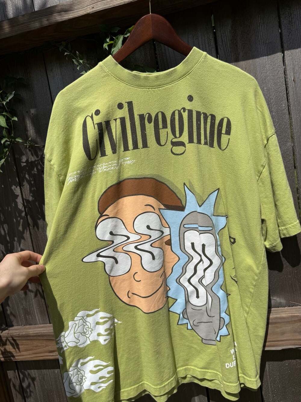 Civil Regime Rick and Morty T-Shirt Size Large Green